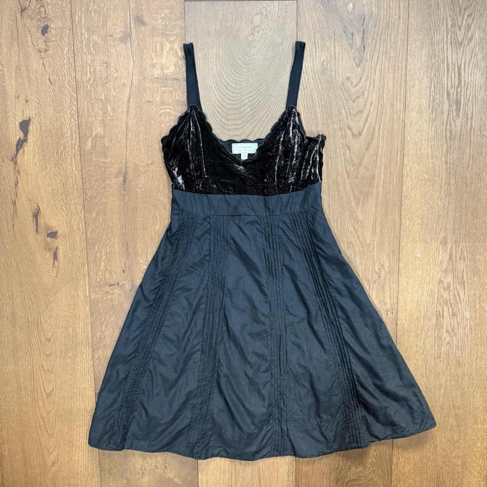 Anthropologie Moulinette Soeurs Black Fit and Flare Dress with Velvet Bodice